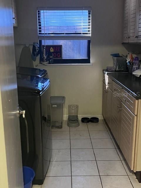 For Sale: $369,900 (4 beds, 2 baths, 1667 Square Feet)