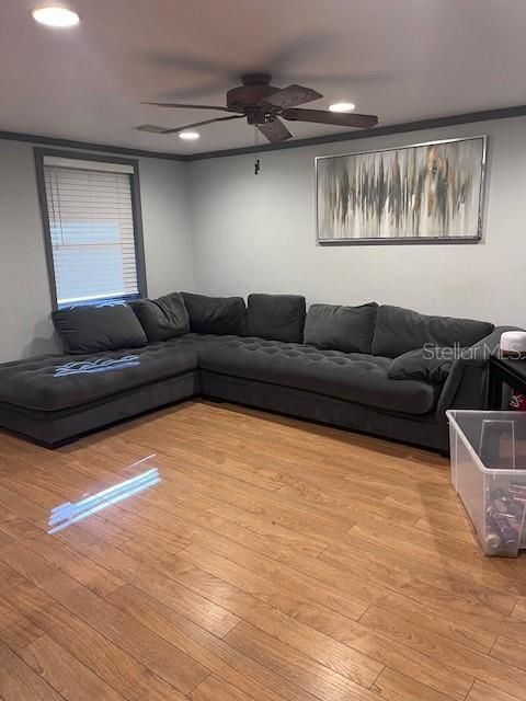 For Sale: $369,900 (4 beds, 2 baths, 1667 Square Feet)