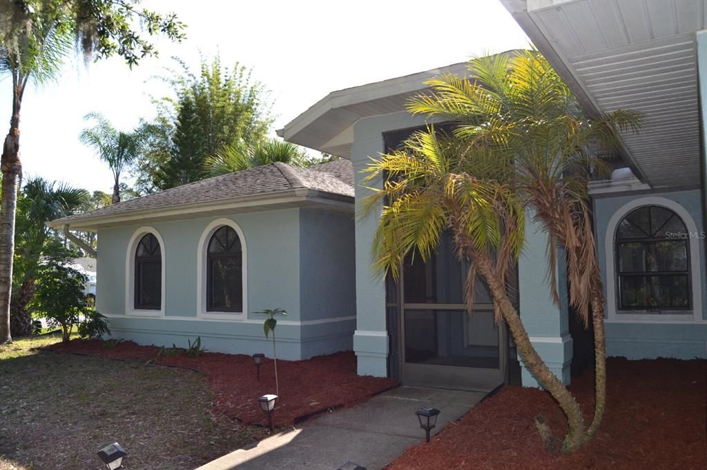 For Rent: $1,795 (3 beds, 2 baths, 1831 Square Feet)