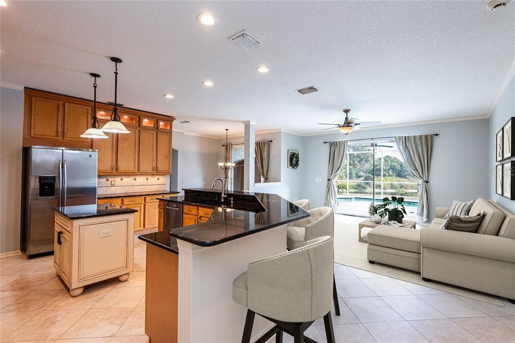 En Venta: $519,000 (4 camas, 2 baños, 2270 Pies cuadrados)