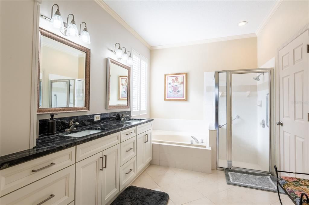 En Venta: $519,000 (4 camas, 2 baños, 2270 Pies cuadrados)