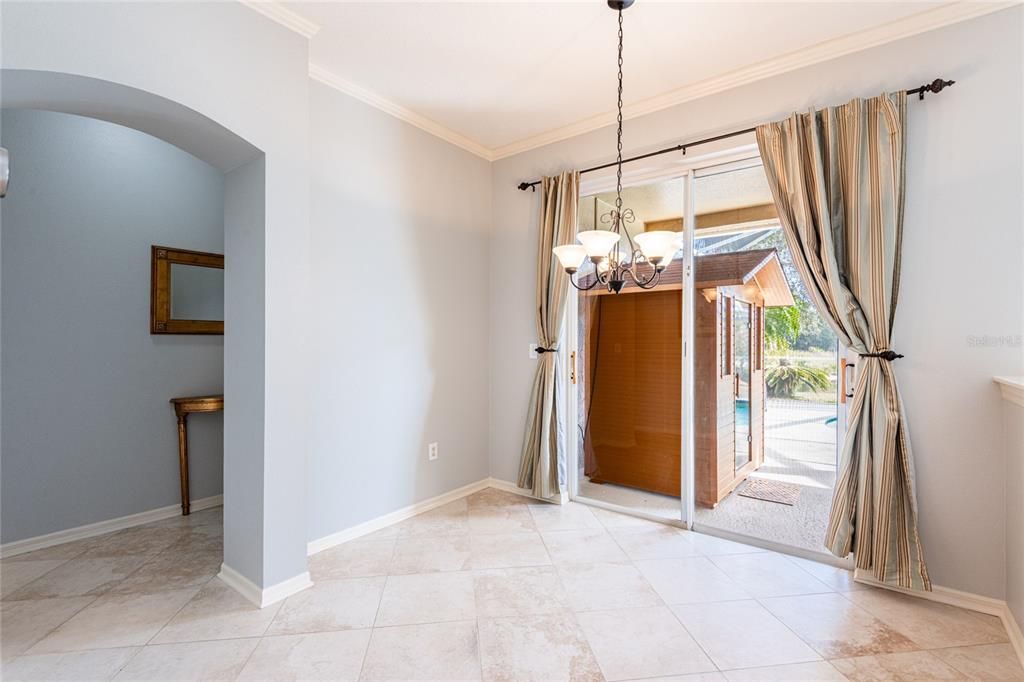 En Venta: $519,000 (4 camas, 2 baños, 2270 Pies cuadrados)