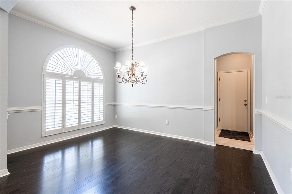 En Venta: $519,000 (4 camas, 2 baños, 2270 Pies cuadrados)