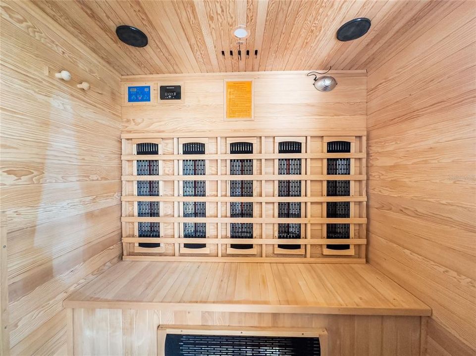 En Venta: $519,000 (4 camas, 2 baños, 2270 Pies cuadrados)