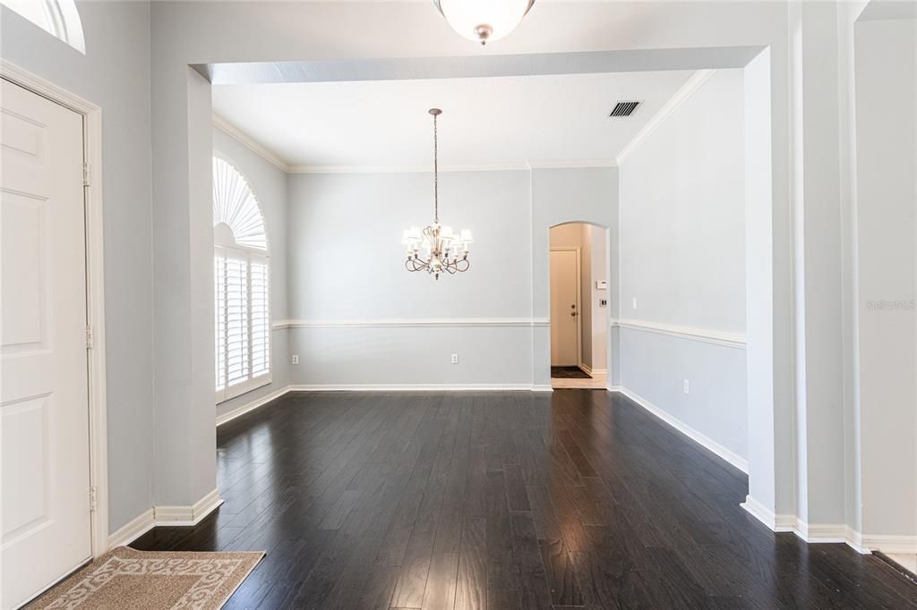 En Venta: $519,000 (4 camas, 2 baños, 2270 Pies cuadrados)