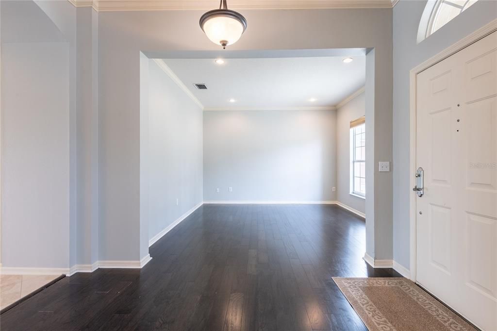 En Venta: $519,000 (4 camas, 2 baños, 2270 Pies cuadrados)