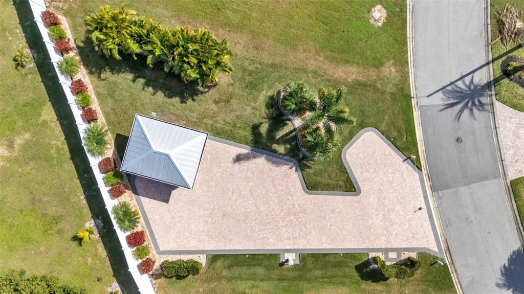 待售: $229,900 (0.12 acres)