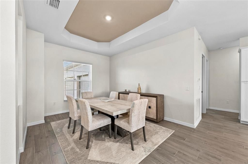 Active With Contract: $899,000 (3 beds, 2 baths, 2424 Square Feet)