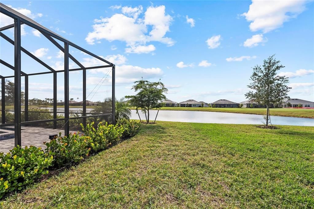 Active With Contract: $899,000 (3 beds, 2 baths, 2424 Square Feet)