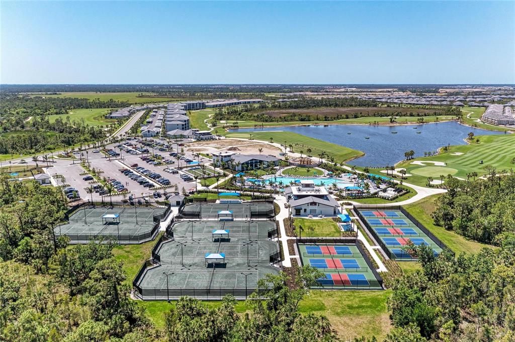 Active With Contract: $899,000 (3 beds, 2 baths, 2424 Square Feet)