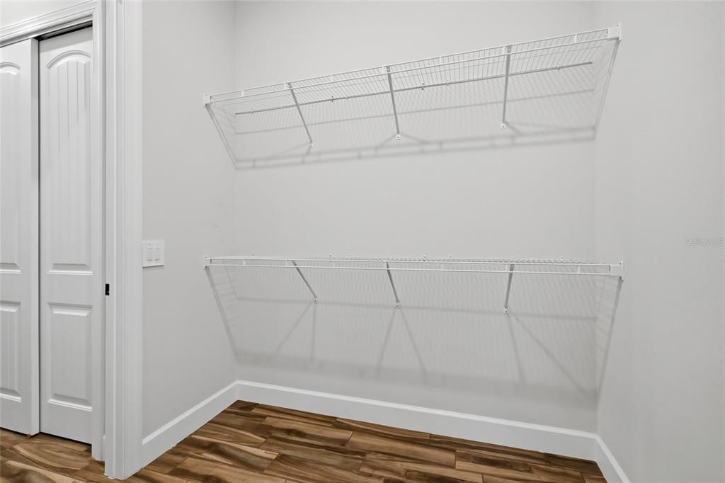 En Venta: $1,249,000 (3 camas, 3 baños, 2875 Pies cuadrados)