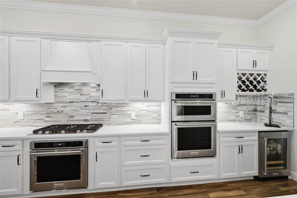 En Venta: $1,249,000 (3 camas, 3 baños, 2875 Pies cuadrados)