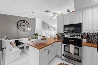 На продажу: $319,900 (3 спален, 2 ванн, 1176 Квадратных фут)