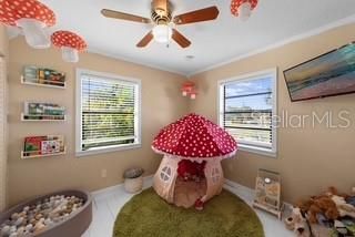 На продажу: $319,900 (3 спален, 2 ванн, 1176 Квадратных фут)