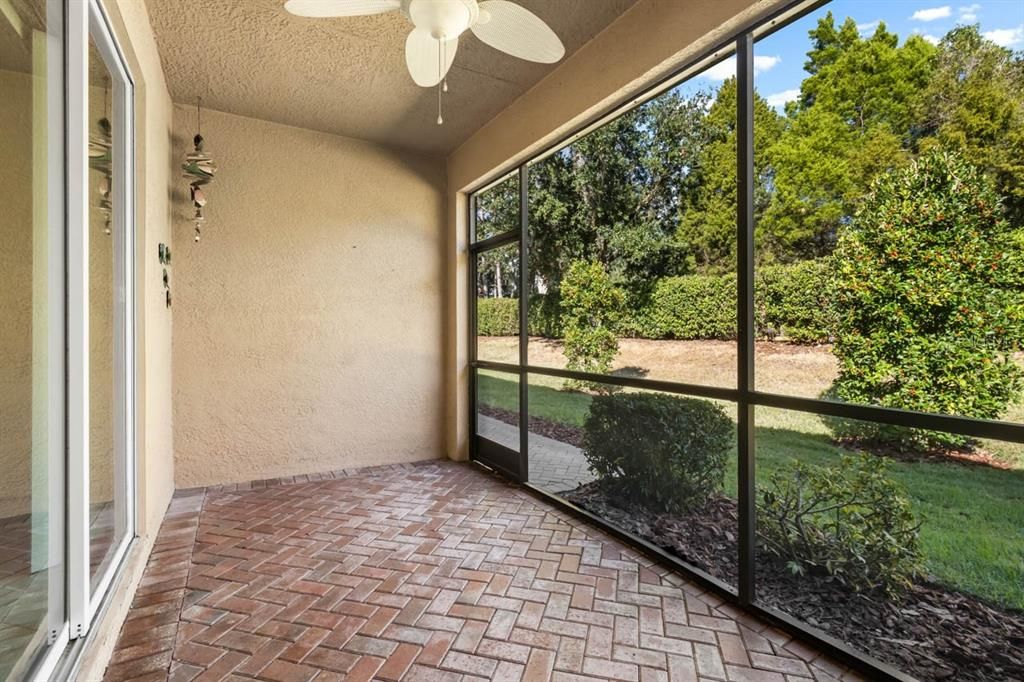 En Venta: $289,000 (3 camas, 2 baños, 1524 Pies cuadrados)