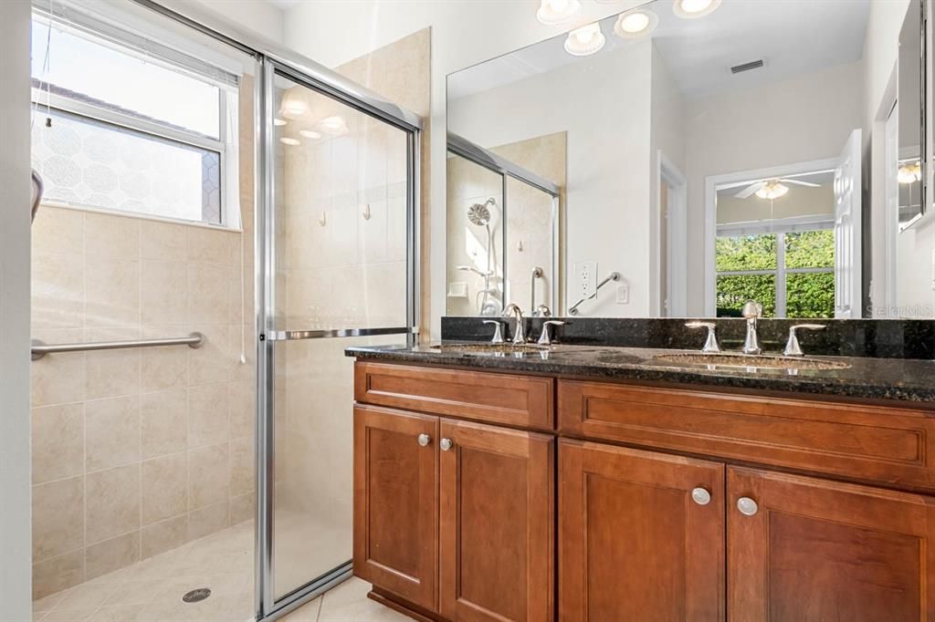 En Venta: $289,000 (3 camas, 2 baños, 1524 Pies cuadrados)