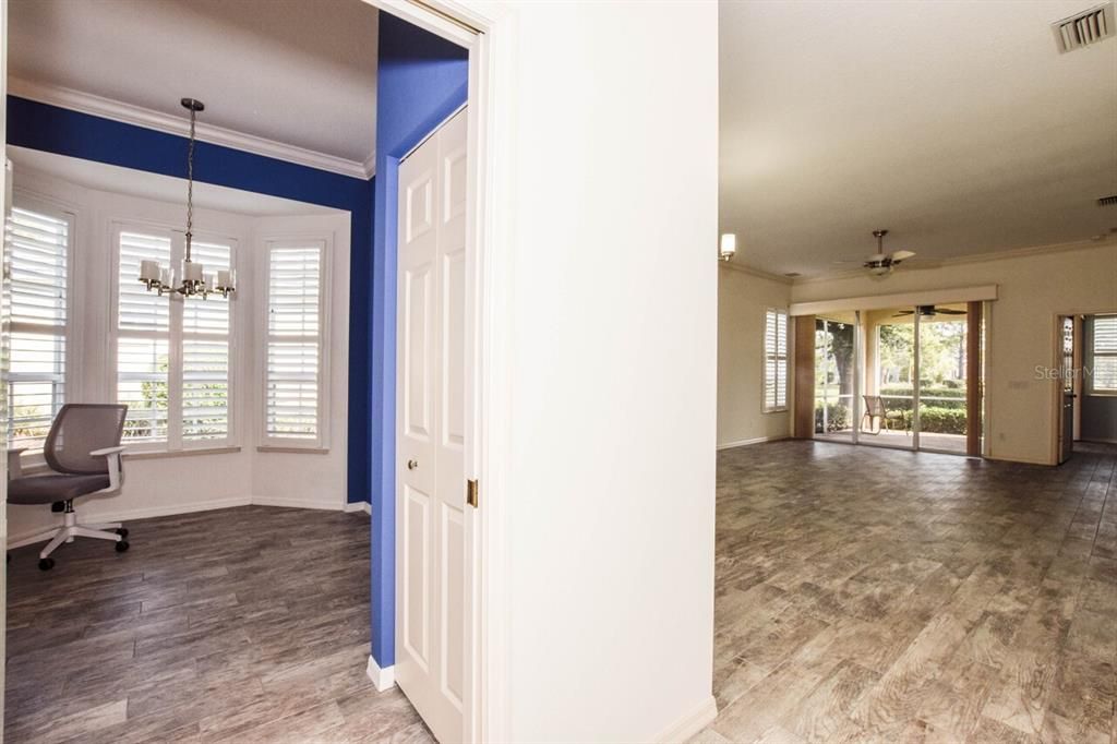 En Venta: $399,000 (3 camas, 2 baños, 1698 Pies cuadrados)