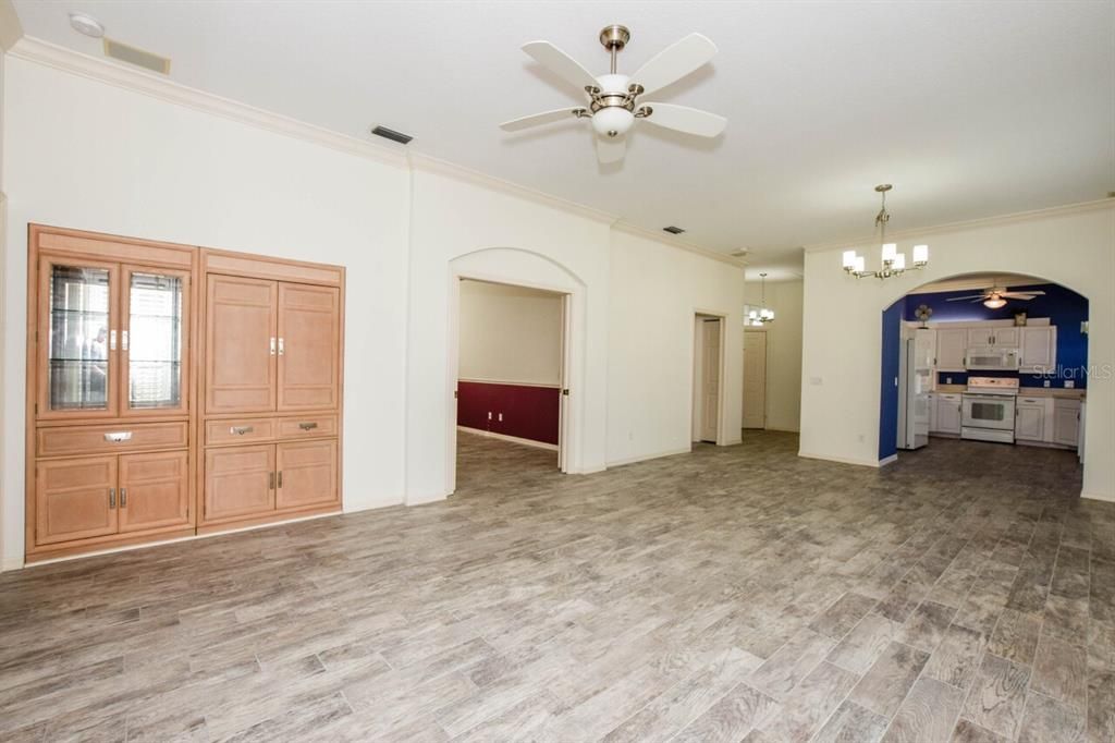 En Venta: $399,000 (3 camas, 2 baños, 1698 Pies cuadrados)