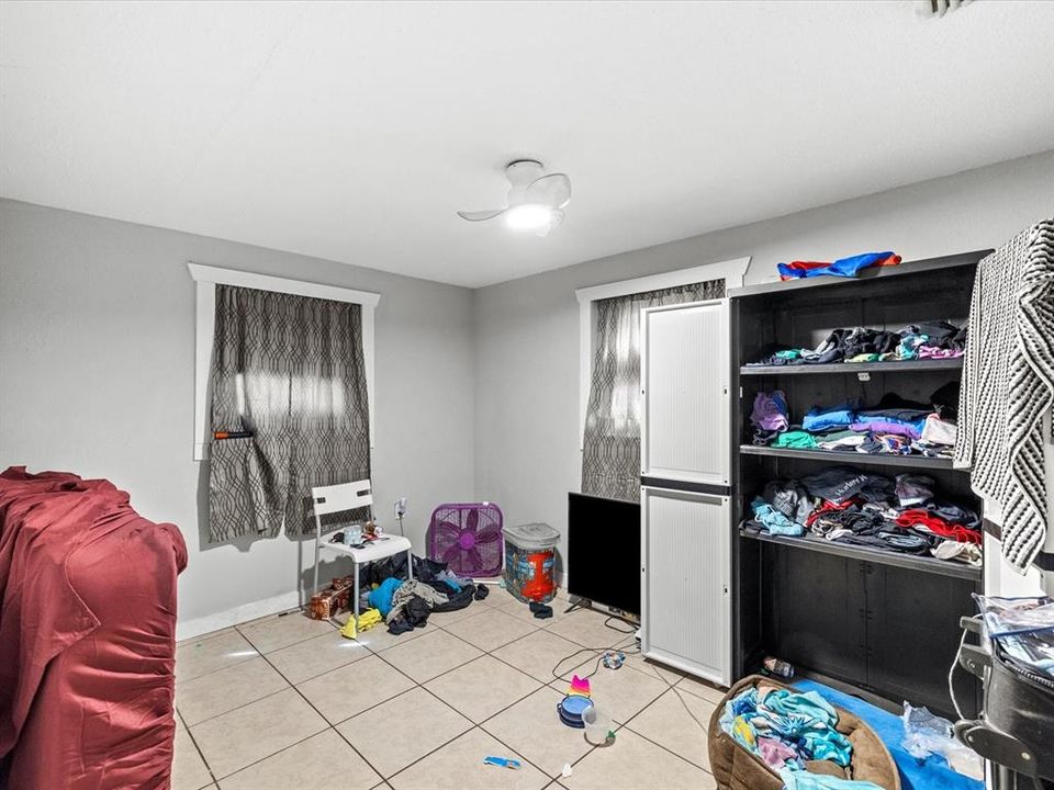 For Sale: $420,000 (6 beds, 2 baths, 1798 Square Feet)