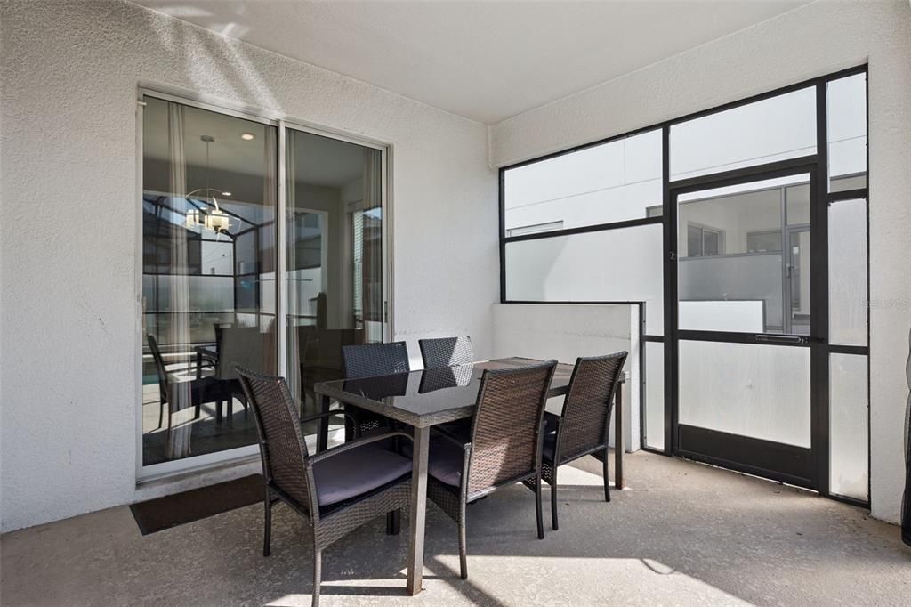 For Sale: $669,999 (6 beds, 5 baths, 3291 Square Feet)