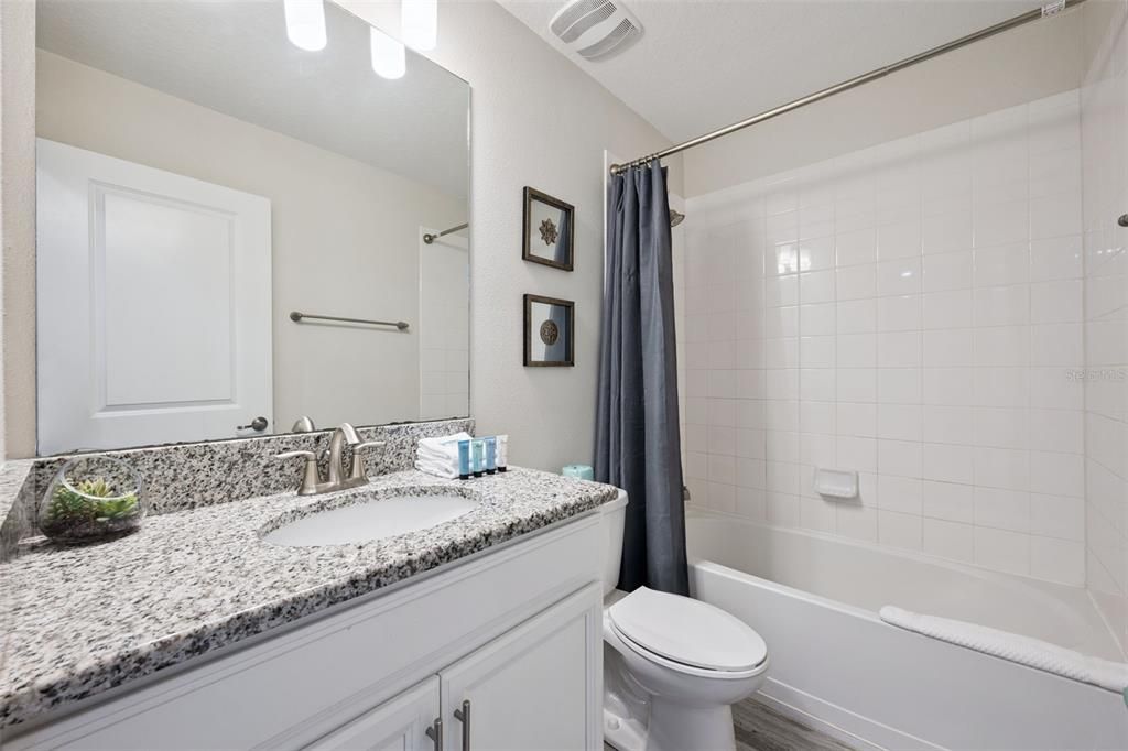 For Sale: $669,999 (6 beds, 5 baths, 3291 Square Feet)