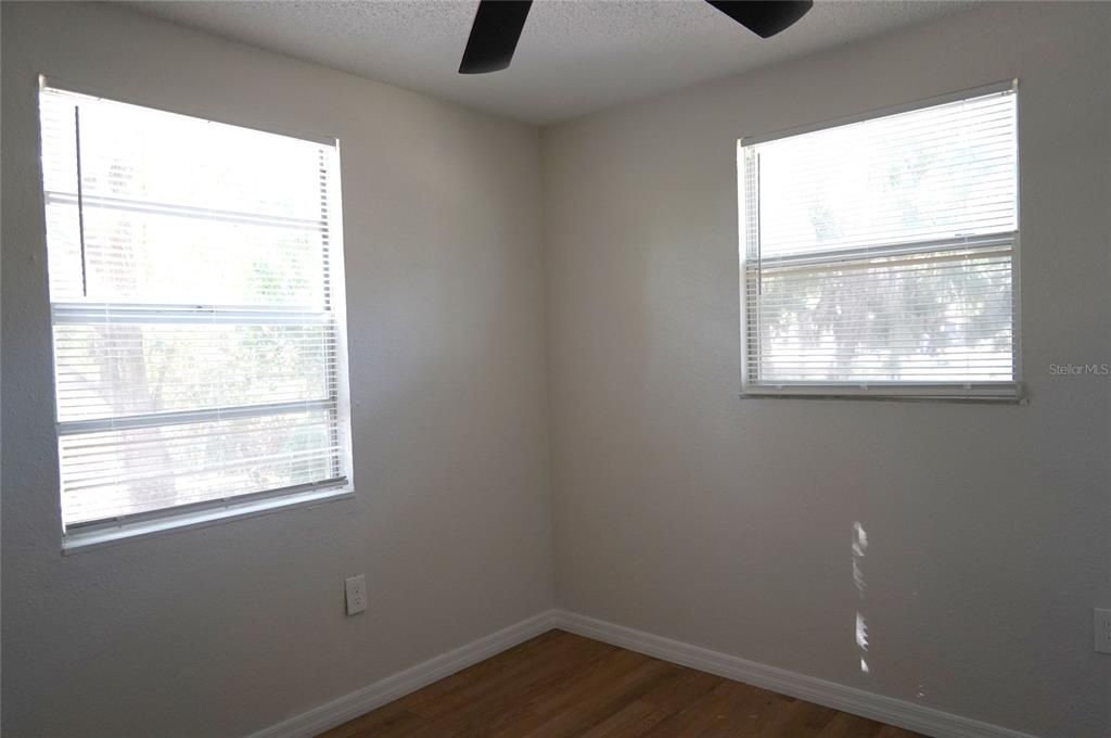 待售: $238,000 (2 贝兹, 1 浴室, 744 平方英尺)