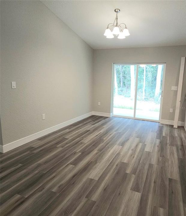 For Rent: $1,750 (3 beds, 2 baths, 1453 Square Feet)