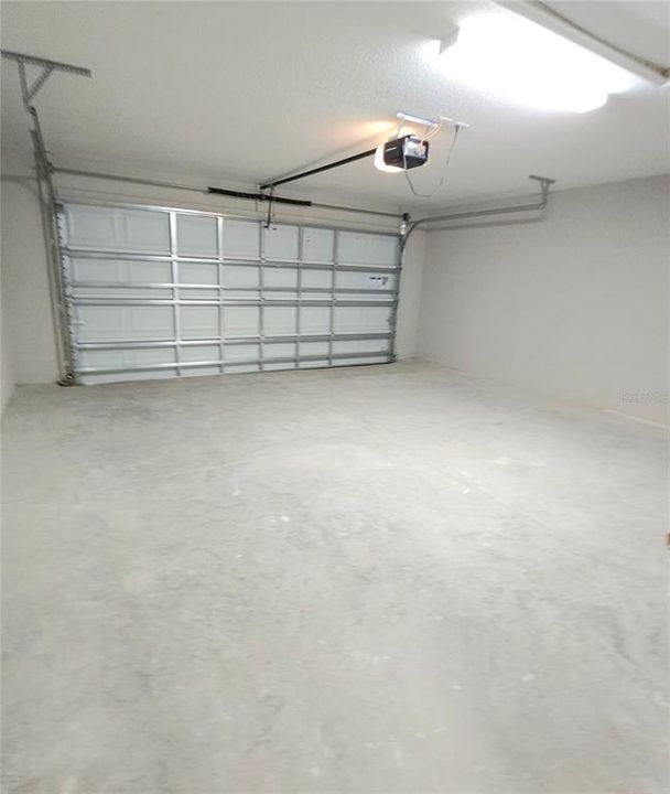 For Rent: $1,750 (3 beds, 2 baths, 1453 Square Feet)