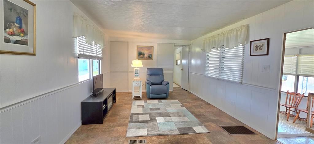 En Venta: $78,900 (2 camas, 1 baños, 684 Pies cuadrados)