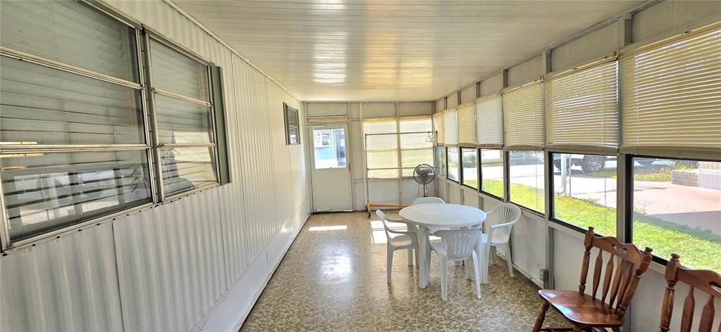 En Venta: $78,900 (2 camas, 1 baños, 684 Pies cuadrados)