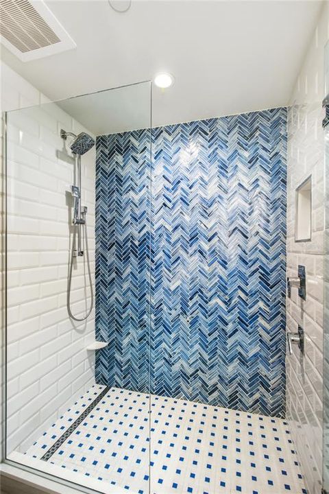 На продажу: $1,090,000 (1 спален, 1 ванн, 732 Квадратных фут)