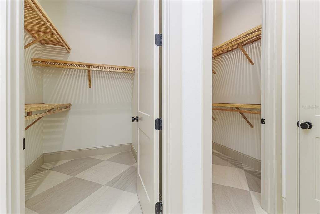 待售: $1,295,000 (4 贝兹, 4 浴室, 3380 平方英尺)