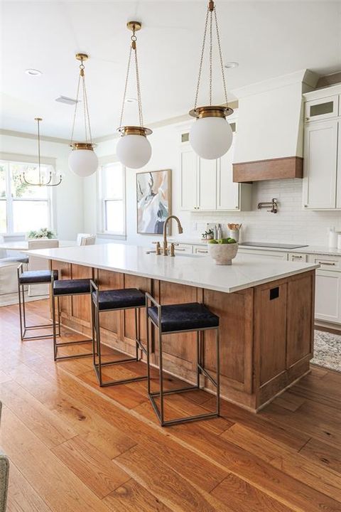 待售: $1,295,000 (4 贝兹, 4 浴室, 3380 平方英尺)