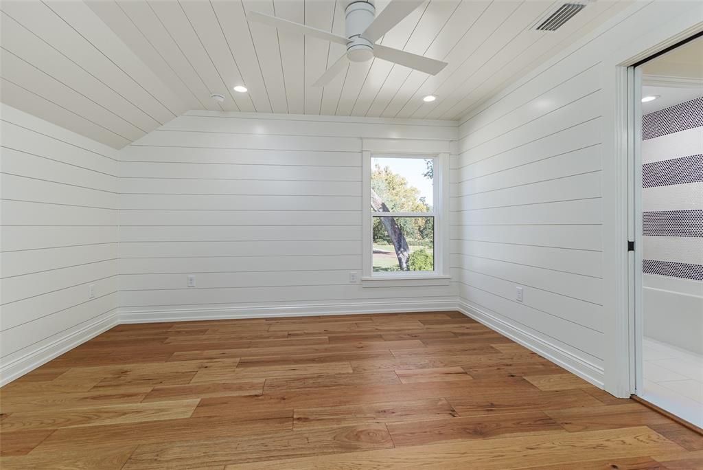 待售: $1,295,000 (4 贝兹, 4 浴室, 3380 平方英尺)