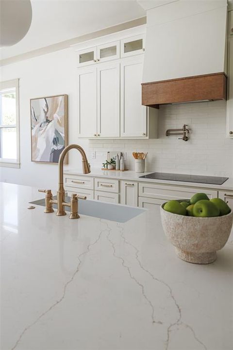 待售: $1,295,000 (4 贝兹, 4 浴室, 3380 平方英尺)