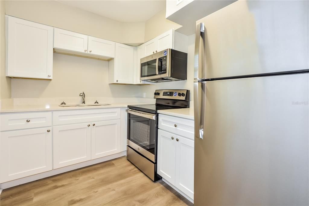 For Rent: $2,385 (3 beds, 2 baths, 1465 Square Feet)