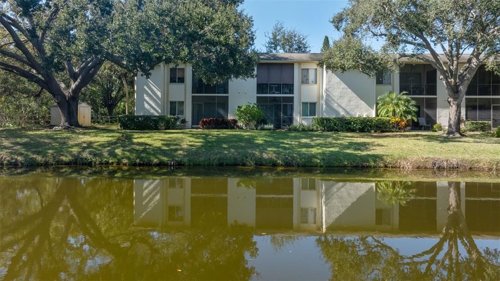 For Rent: $1,800 (2 beds, 2 baths, 1054 Square Feet)