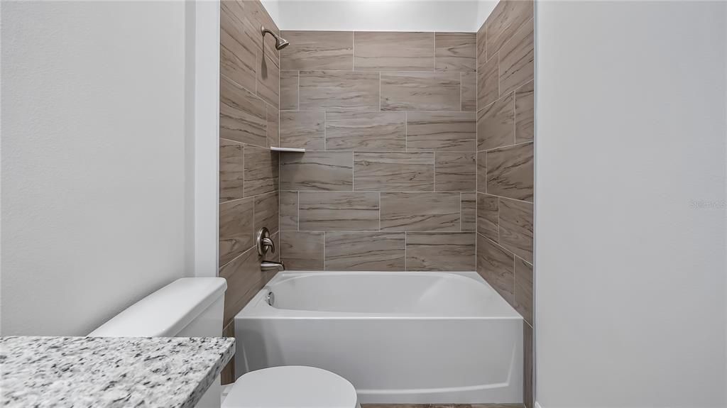 For Sale: $359,900 (4 beds, 2 baths, 1644 Square Feet)