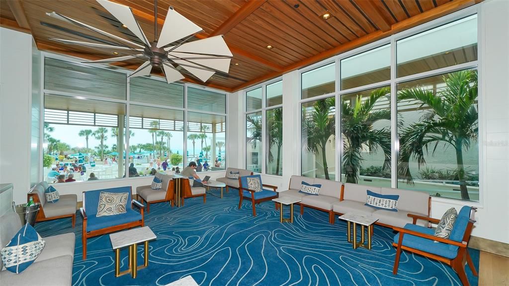 На продажу: $995,000 (1 спален, 1 ванн, 716 Квадратных фут)