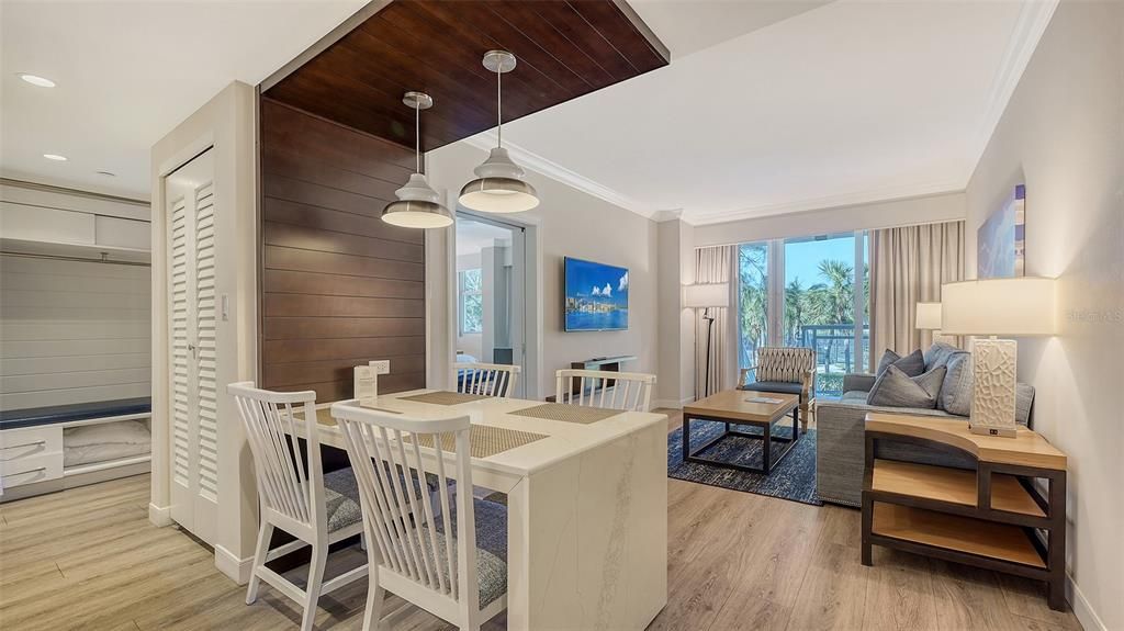 На продажу: $995,000 (1 спален, 1 ванн, 716 Квадратных фут)