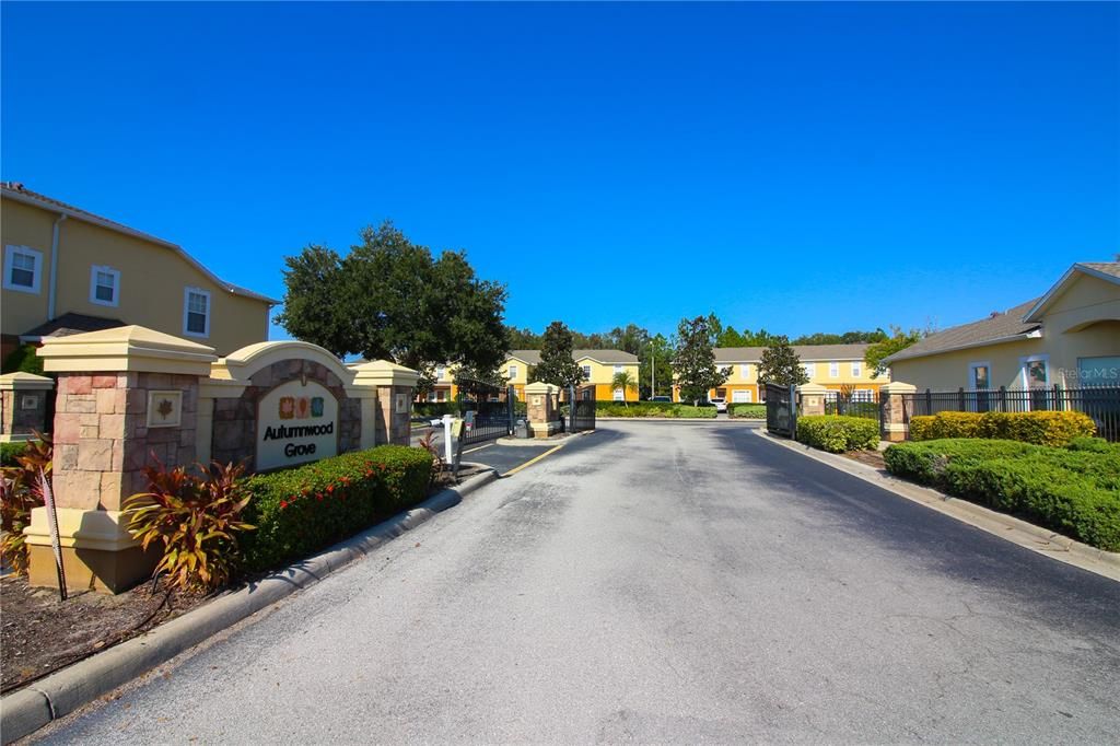 En Renta: $1,950 (4 camas, 3 baños, 1479 Pies cuadrados)