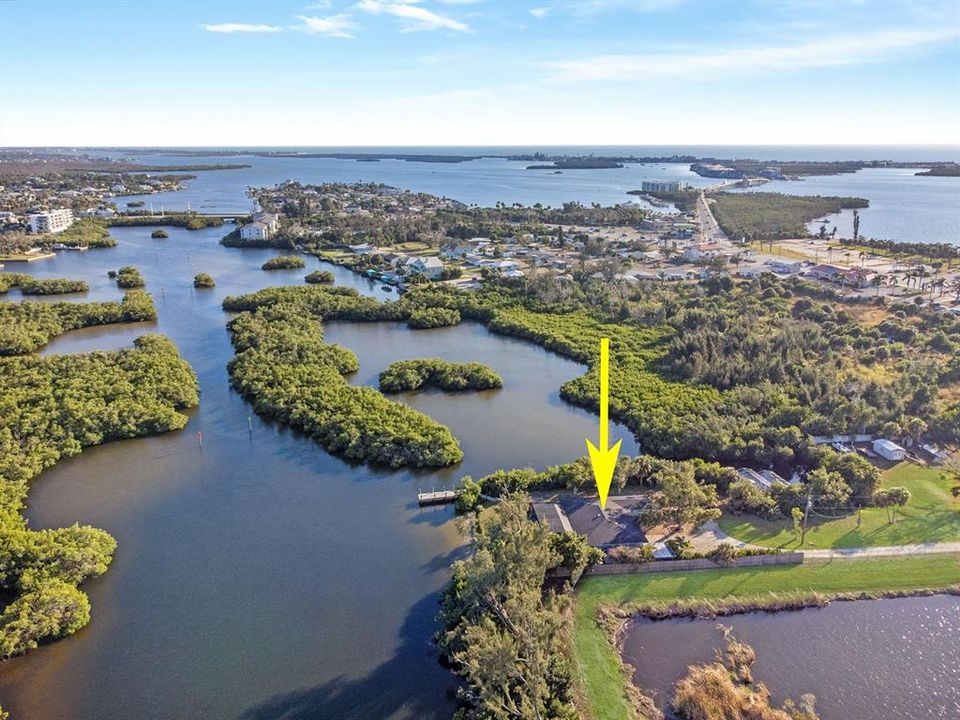 For Sale: $1,250,000 (2 beds, 2 baths, 1599 Square Feet)