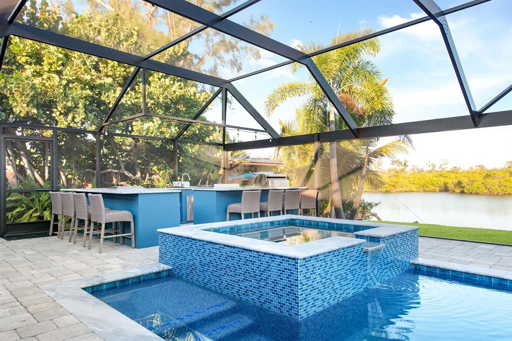 For Sale: $1,250,000 (2 beds, 2 baths, 1599 Square Feet)