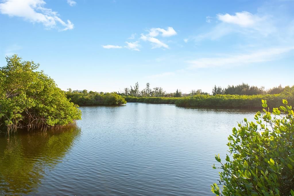 For Sale: $1,250,000 (2 beds, 2 baths, 1599 Square Feet)