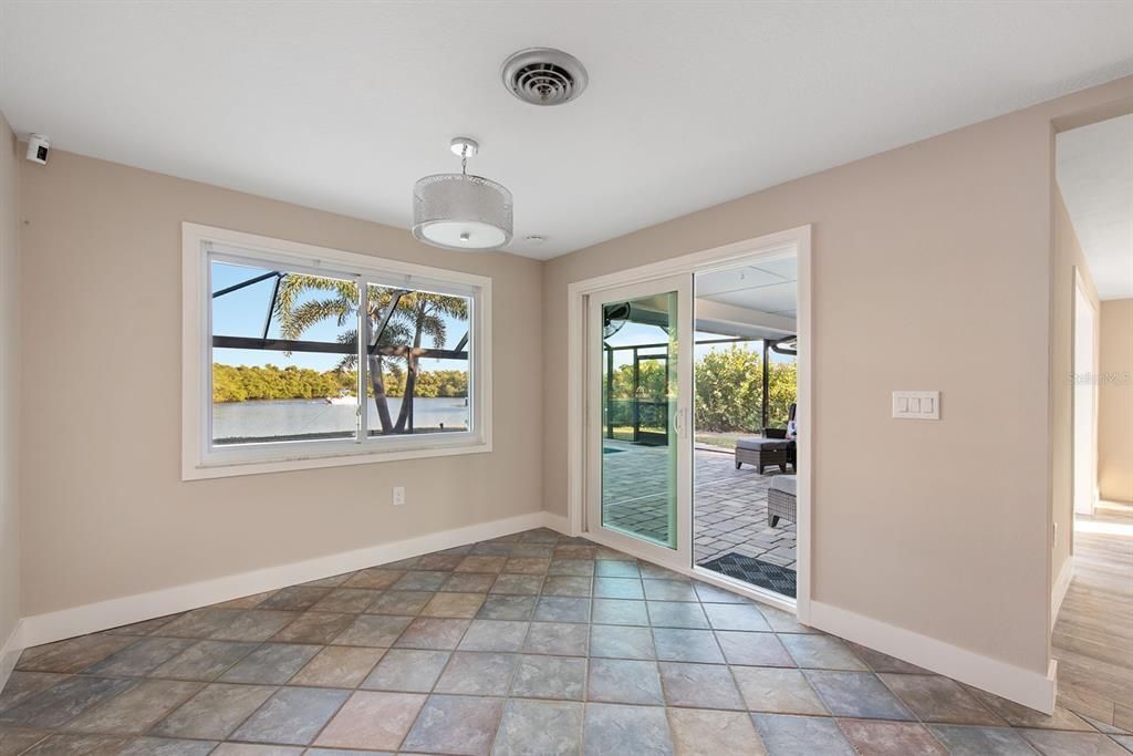 For Sale: $1,250,000 (2 beds, 2 baths, 1599 Square Feet)