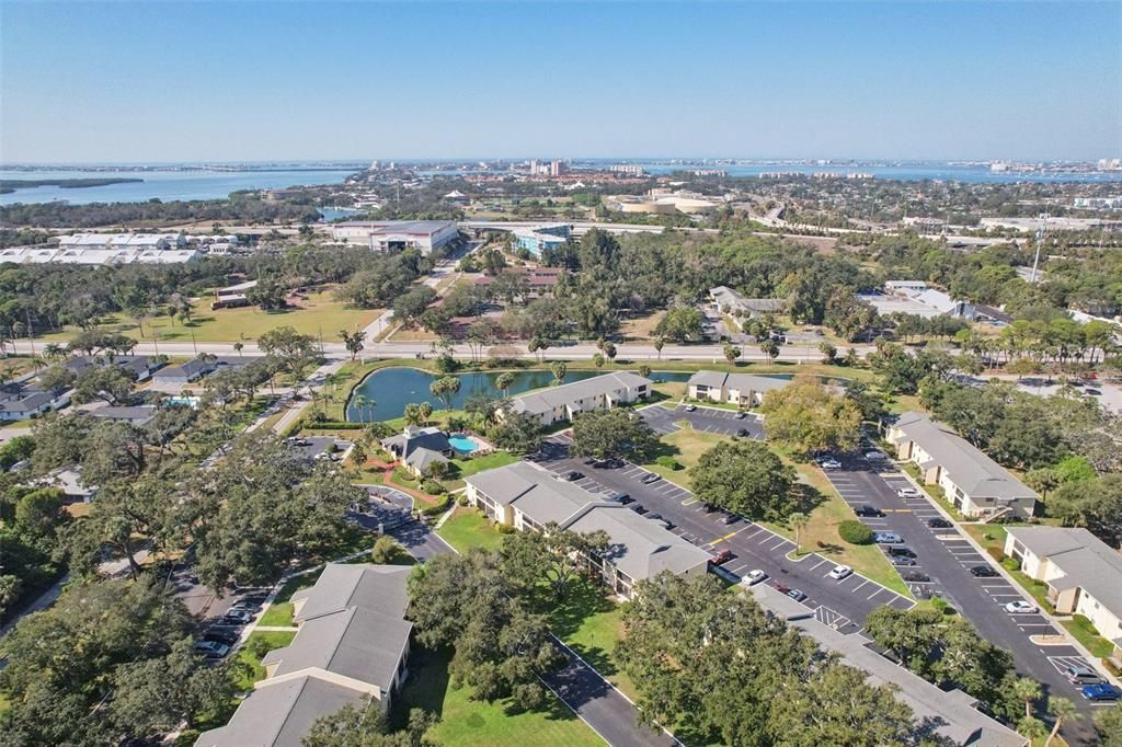 For Sale: $240,000 (2 beds, 2 baths, 1098 Square Feet)