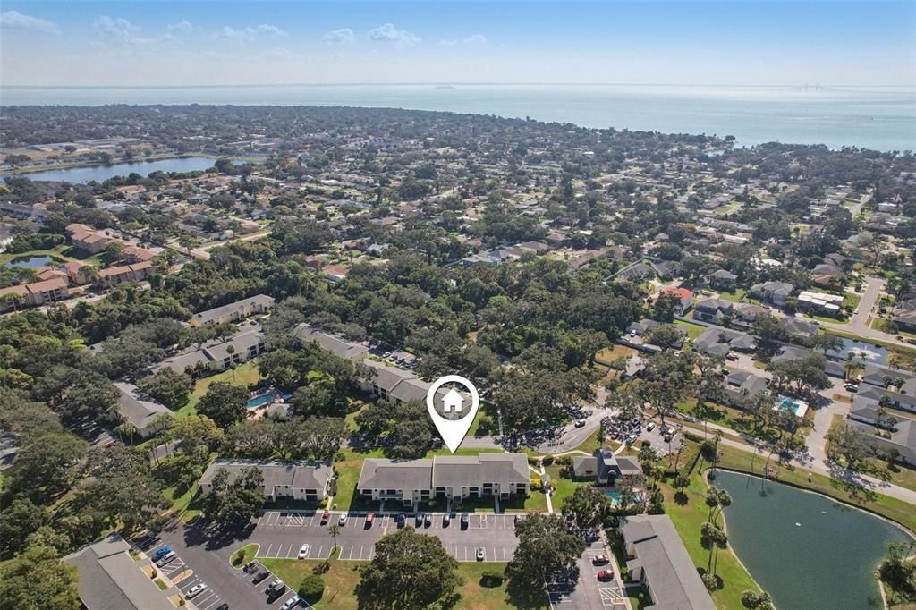 For Sale: $240,000 (2 beds, 2 baths, 1098 Square Feet)