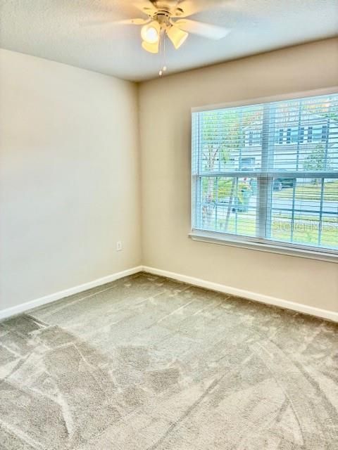 В аренду: $2,200 (3 спален, 2 ванн, 1808 Квадратных фут)