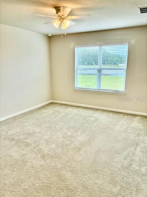 В аренду: $2,200 (3 спален, 2 ванн, 1808 Квадратных фут)