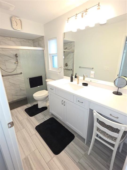 合同活跃: $339,000 (2 贝兹, 2 浴室, 1744 平方英尺)